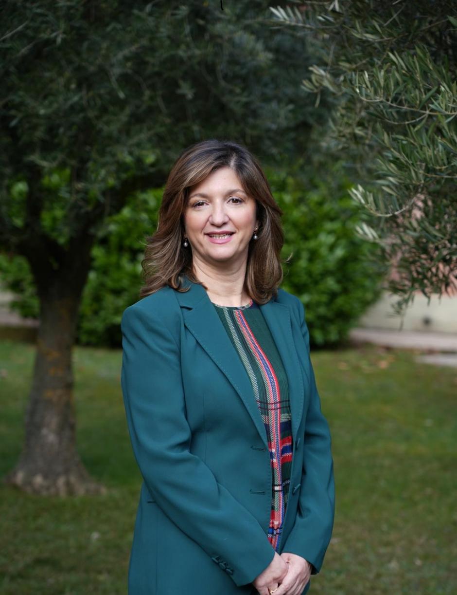 Rectora Nuria González Álvarez